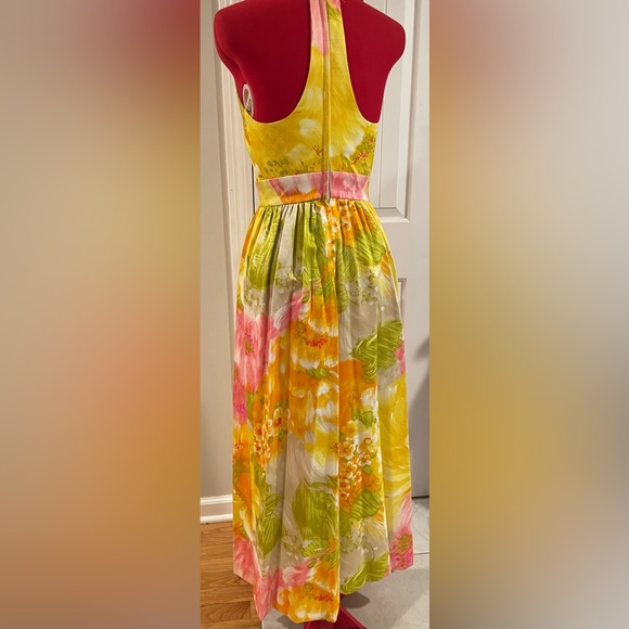Rare Vintage 1970s Tori Richard Honolulu Yellow Floral Halter Maxi Dress - Picture 2 of 12